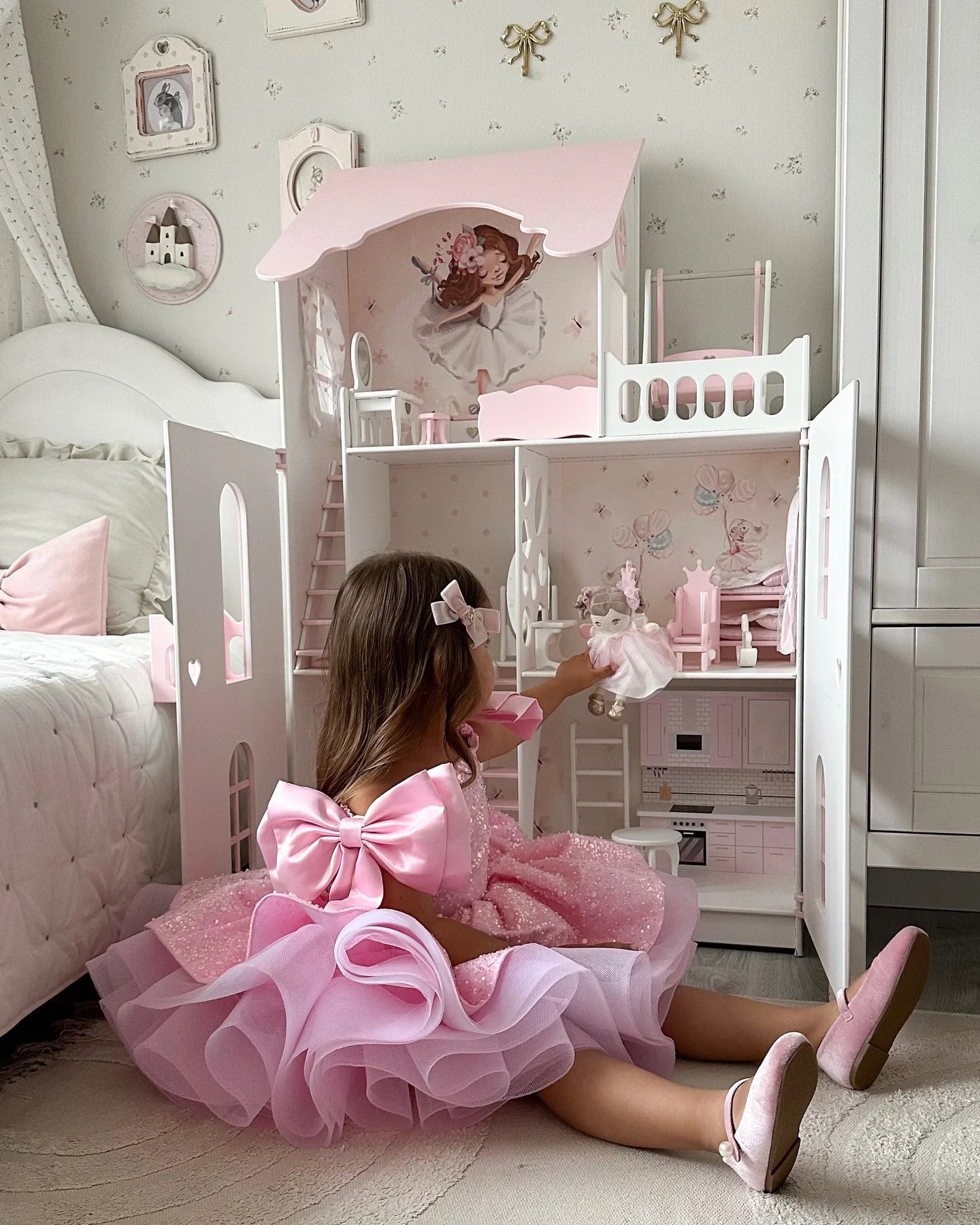 Sparkling Pink Flower Girl Dress For Wedding 2025